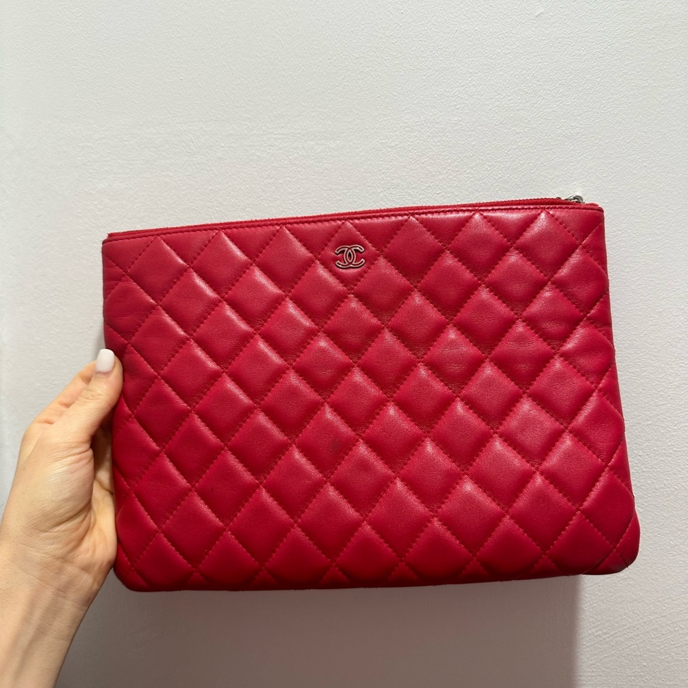 Chanel red o case clutch lambskin rare